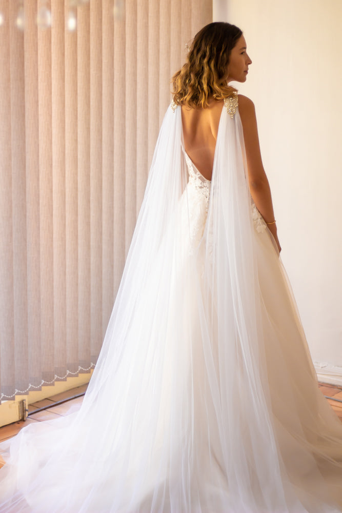 ALITAS DE TUL PEDRERÍA – La Casa de las Novias - Main Image